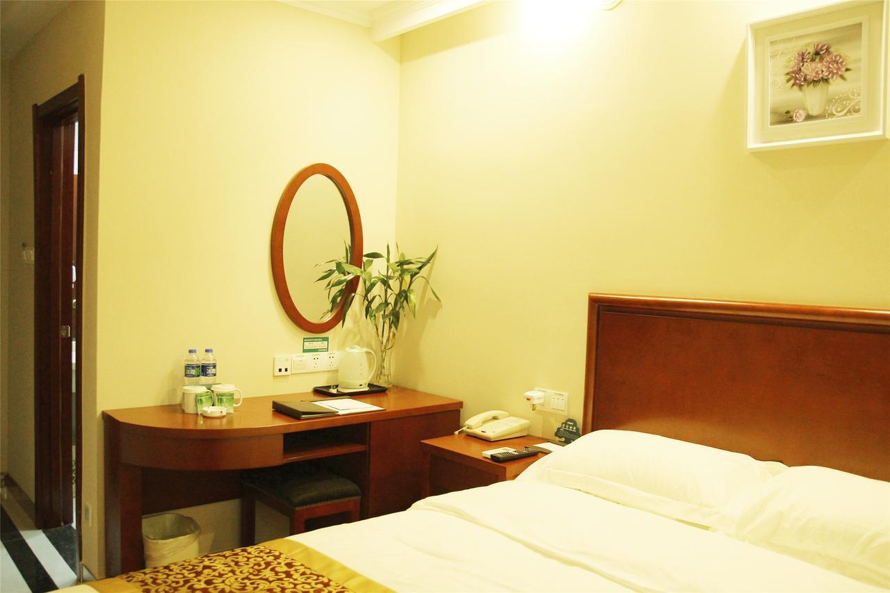 โรงแรมกรีนทรี อะไลแอนซ์ ออโตโนมัส รีเจียน สีหลินฮอต เป่ยจือ เทมเปิล สตรีท ซีลินฮอต ภายนอก รูปภาพ